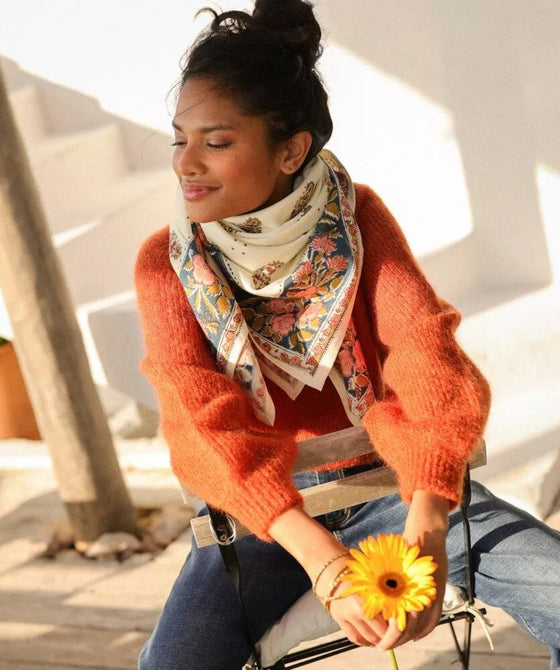 Grand foulard Balkan Vanille Bellemme - foulard élégant fleuri pour enfants et famille, accessoire mode concept store