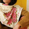 foulard fleuri bohème écru rose femme carré cheveux cou accessoire mode bohème chic 50x50 100x100 cm