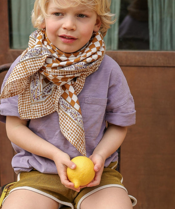 Grand foulard Damier Caramel Bellemme - accessoire mode enfant et famille, foulard élégant à carreaux