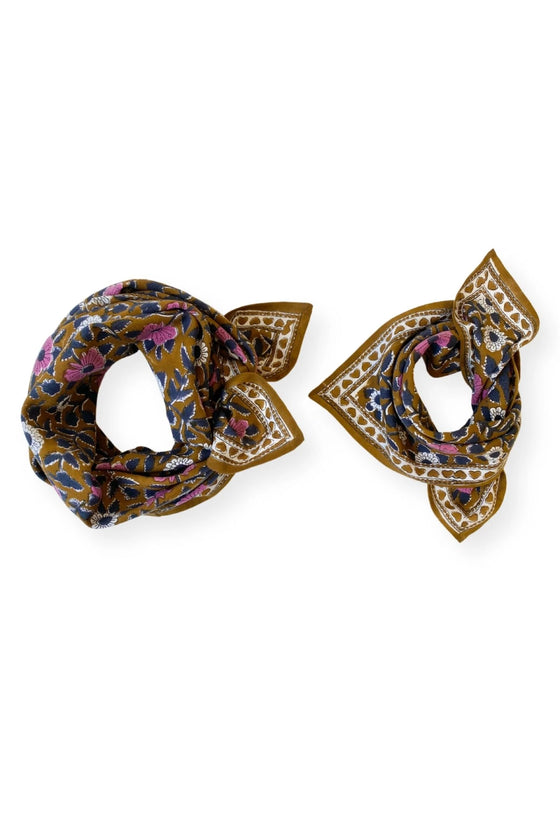 Petit foulard Manika et grand foulard Latika Coeur Tapenade Apaches Collections.