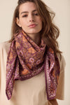 Grand foulard Latika Cœur Truffe Apaches Collections, 100 × 100 cm – autre vue