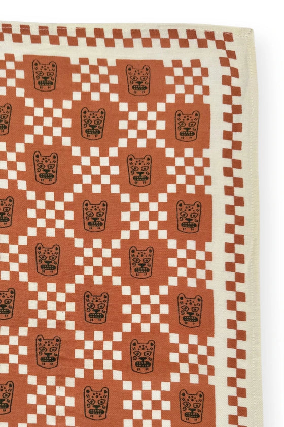 Grand foulard Latika Tigro Rust Apaches Collections - Accessoire mode iconique pour femme et enfant
