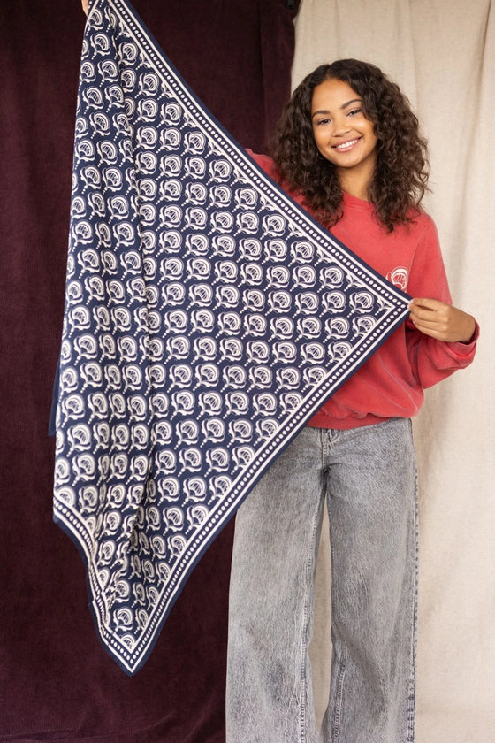 Petit foulard Manika Wonderful Navy Apaches Collections en coton - Accessoire mode enfant et adulte