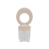Grignoteuse bébé en silicone couleur écru Atelier Wagram, anneau d'alimentation pour fruits et légumes frais, accessoire de diversification alimentaire sécurisé dès 6 mois.