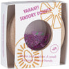 Hochet sensoriel en bois Petit Boum Donut Raisins avec perles violettes et grappes de raisin