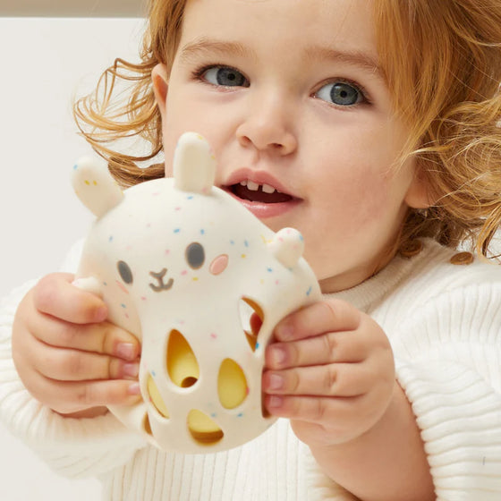 Hochet lapin en silicone Tiger Tribe – jouet d’éveil bébé