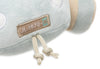 Jouet d’activités bébé en forme de voiture en velours bleu – peluche d’éveil sensoriel avec clé amovible, collection On The Go Jollein