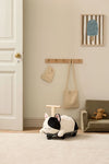 Jouet porteur à chevaucher Chat Aiden en peluche douce avec roulettes – Kid’s Concept
