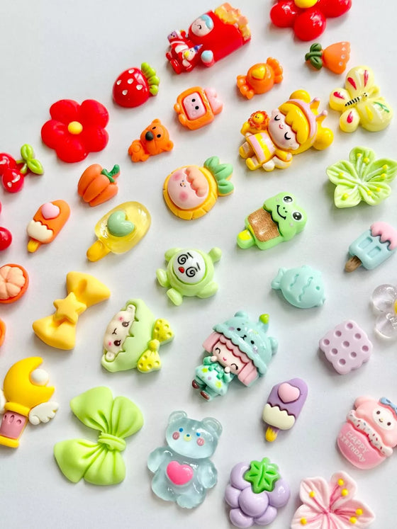 Kit DIY pour décorer un cadre photo avec crème chantilly et charms kawaii – Maison Ayaka