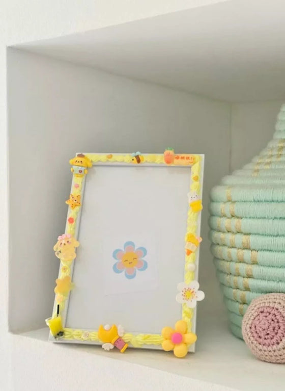 Kit DIY pour décorer un cadre photo avec crème chantilly et charms kawaii – Maison Ayaka