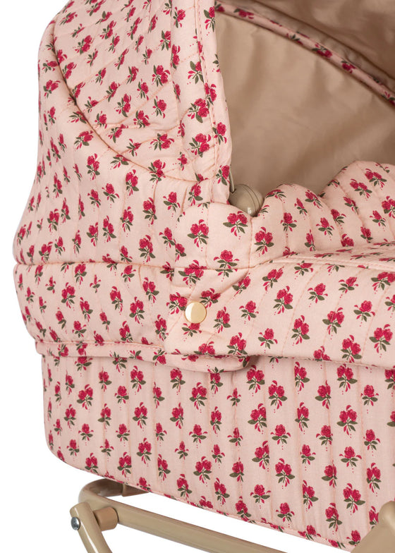 Landau poupée Rosie Rose Konges Slojd avec capote et panier de rangement