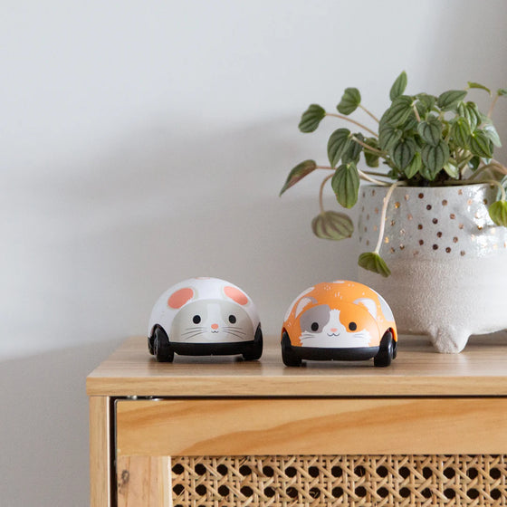 Lot de deux voitures à friction pour bébé en forme de chat et de souris – Tiger Tribe