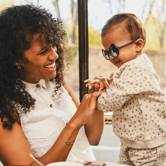 Lunettes de soleil Ourson incassables KI ET LA made in France pour bébé.