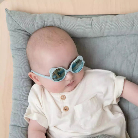 Lunettes de soleil Ourson incassables et made in France KI ET LA pour bébé.