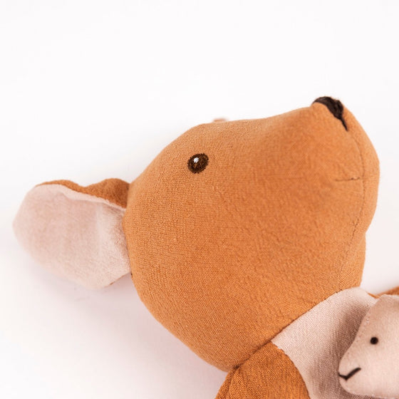 Marionnette kangourou en tissu avec bébé Egmont Toys