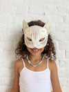 Masque brodé déguisement chat blanc Ratatam pour enfants.