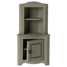  Mini armoire d'angle vert clair pour lapins et souris Maileg.