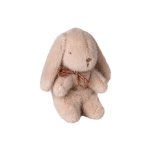  Mini peluche lapin rose clair Maileg avec ruban noué au cou