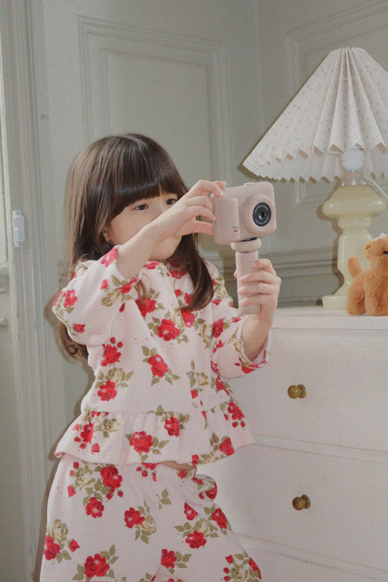 Appareil photo enfant avec trépied motif cerises – Mon premier appareil photo Konges Slojd