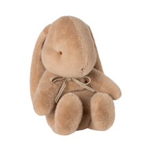  Peluche lapin medium crème pêche Maileg avec ruban noué au cou