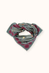 Foulard Cérisier Grey Apaches Collections – foulard imprimé oiseaux vert et prune