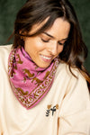 Petit foulard Manika Bengale Fuchsia Apaches Collections.