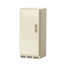  Petit réfrigérateur Maileg en métal blanc cassé – accessoire cuisine miniature pour maison de poupée