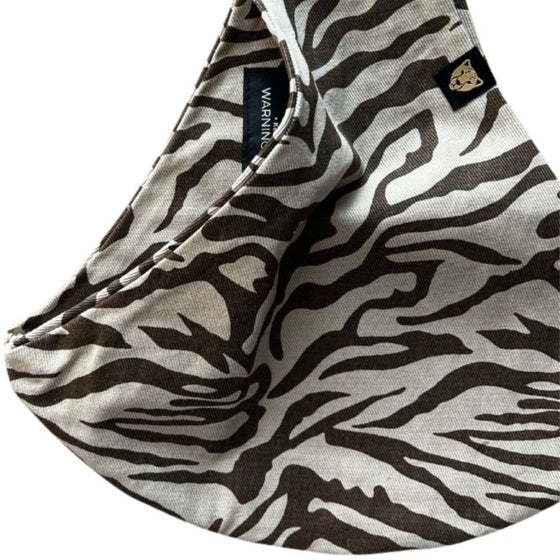 Porte-bébé ergonomique motif zèbre marron Wildride pour portage facile
