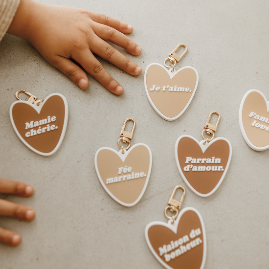 Porte-clés cœur marron inscription “Parrain d’amour” – cadeau original pour parrain