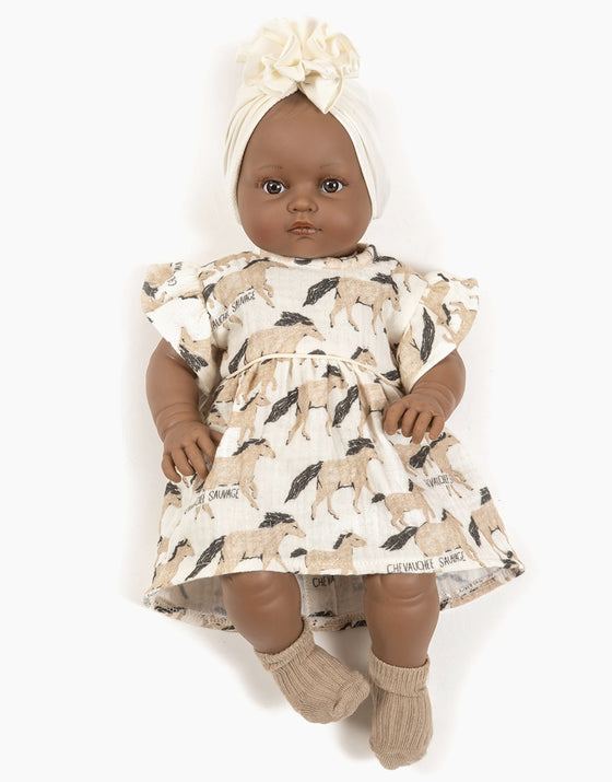 Robe Daisy et headband croisé Chevauchée sauvage poupées Bambinis 47 cm Minikane.