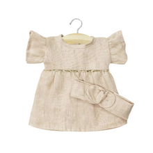  Robe Daisy en lin lavé nude avec headband pour poupées Gordis Minikane – tenue élégante pour jeux d’imitation enfant.