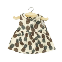  Robe Faustine sans manches en gaze de coton motif ananas pour poupées Gordis Minikane – tenue estivale pour jeux d’imitation enfant.