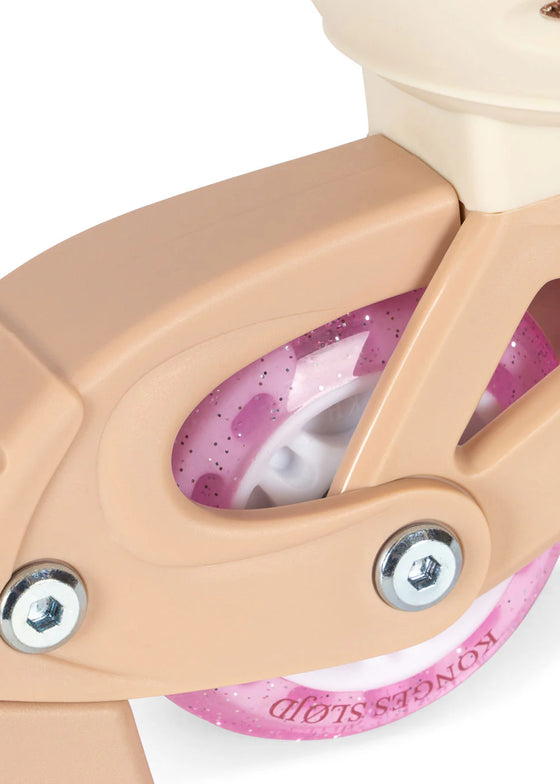 Rollers enfants Cherry Blush à roues lumineuses – Konges Sløjd
