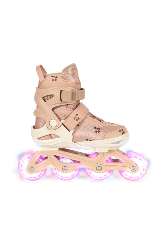 Rollers enfants Cherry Blush à roues lumineuses – Konges Sløjd