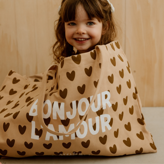 sac cabas XL Atelier Wagram Bonjour l'amour motif cœurs