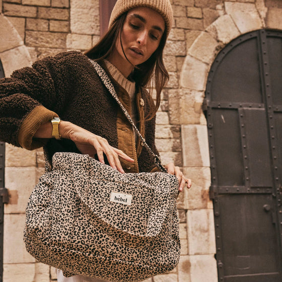 Sac à langer Bebel Middle léopard beige avec anses en tissu