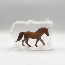  Savon transparent pour enfant avec figurine cheval surprise à l’intérieur