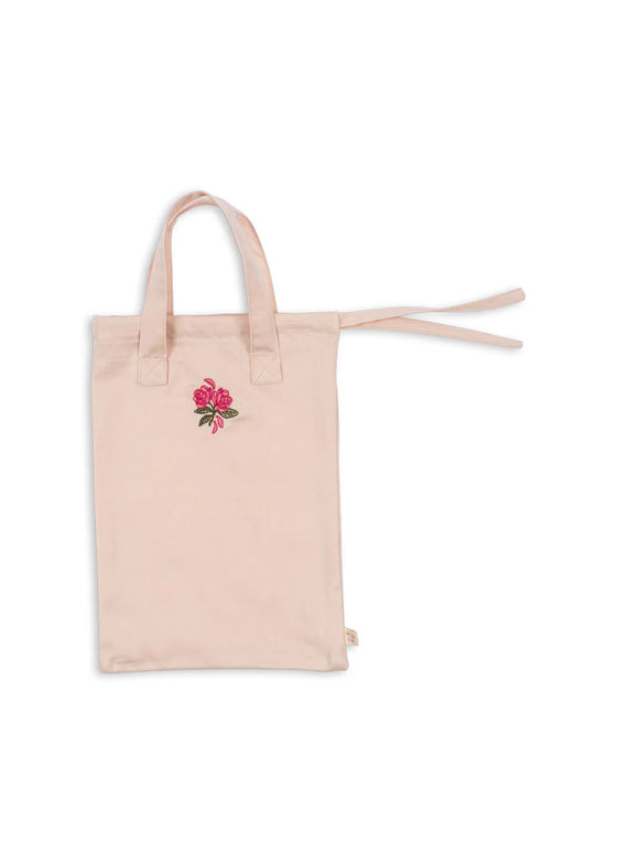 Set puériculture poupée Cameo Rose Konges Slojd avec bavoir, lange et couche