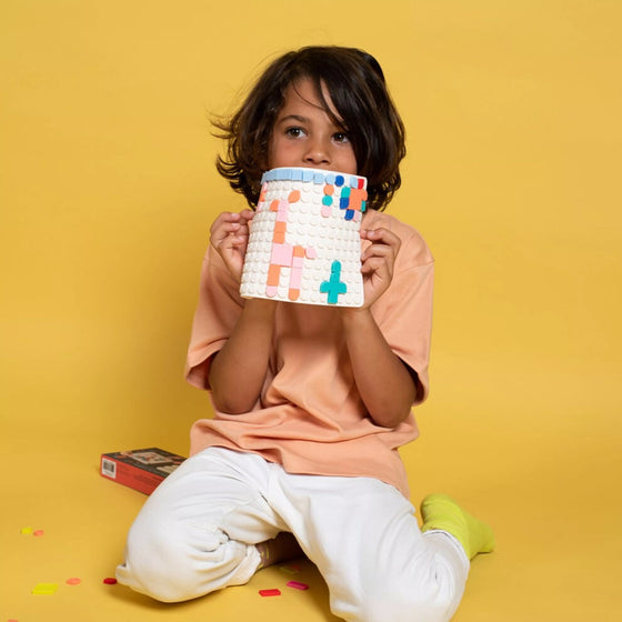 Jeu créatif SiliPop Mosaic Art blanc Super Petit avec tuiles colorées en silicone à assembler