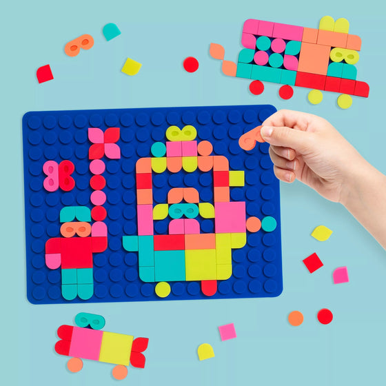 Jeu créatif SiliPop Mosaic Art bleu Super Petit avec tuiles colorées en silicone à assembler