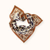 Foulard en coton Apaches Collections motif léopard camel et bleu – accessoire mode femme et enfant