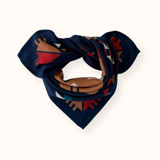 Petit foulard Manika Rajah Navy Apaches Collections – accessoire en coton pour enfants et adultes