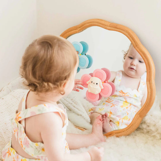 Jouet sensoriel bébé Spinner Ours Tiger Tribe – ventouse d’éveil ourson bleu