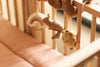 Spirale d’activités bébé Jollein Kangaroots avec peluches suspendues et arc-en-ciel