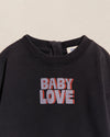 Sweat Baby Love en coton bio garment dye noir pour bébé et enfant - Émoi Émoi.