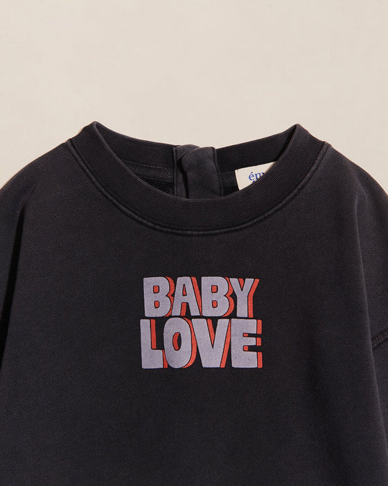 Sweat Baby Love en coton bio garment dye noir pour bébé et enfant - Émoi Émoi.