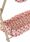 Table à langer Rosie Rose pour poupées Konges Slojd avec étagère et tissu fleuri rose