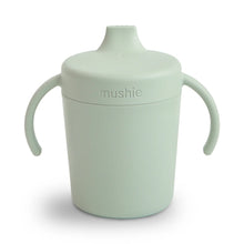  Tasse d’apprentissage avec anses et bec verseur en plastique PP sauge Mushie – Concept store famille