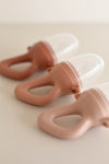 Tétine grignoteuse bébé en silicone couleur caramel Zakuw