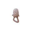 Tétine grignoteuse Fall in Love taupe avec cœurs blancs – ZAKUW, idéale pour introduire fruits et légumes aux bébés en toute sécurité.
